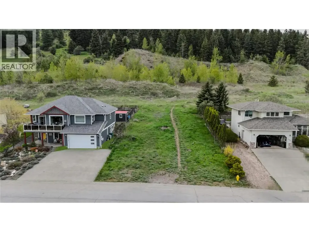 2000 Mountain View Avenue, Lumby